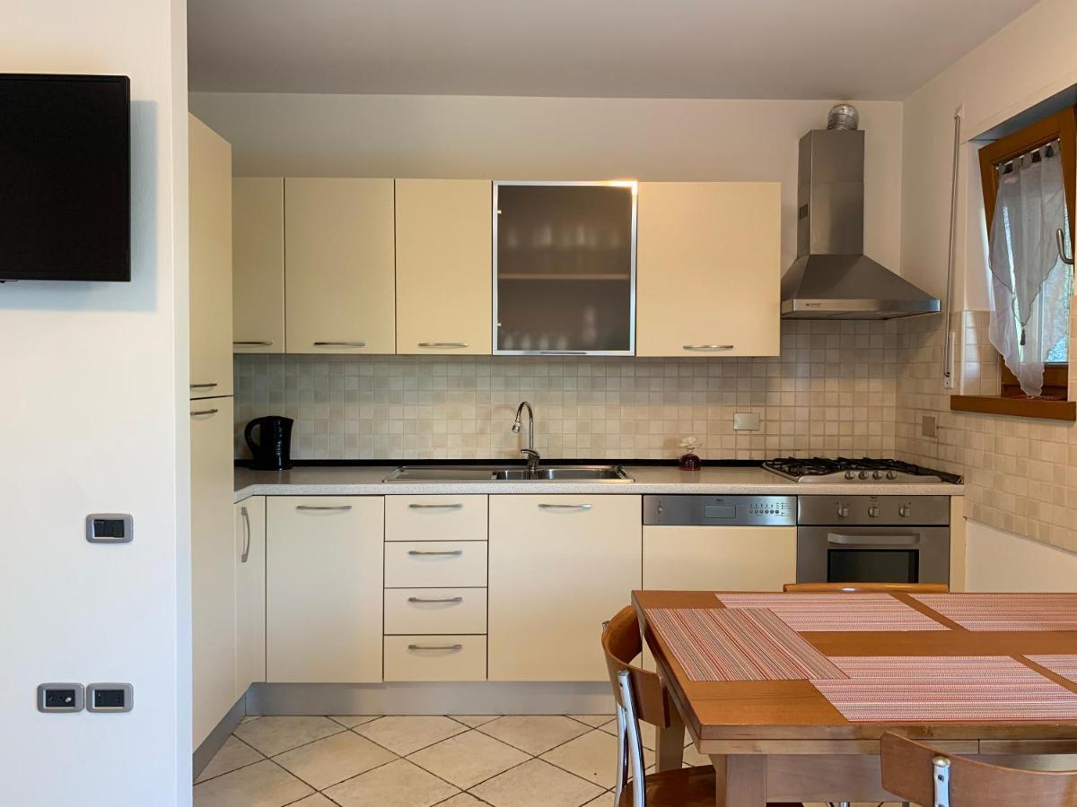 Appartamento Ivonn Con Giardino ريفا ديل غاردا المظهر الخارجي الصورة