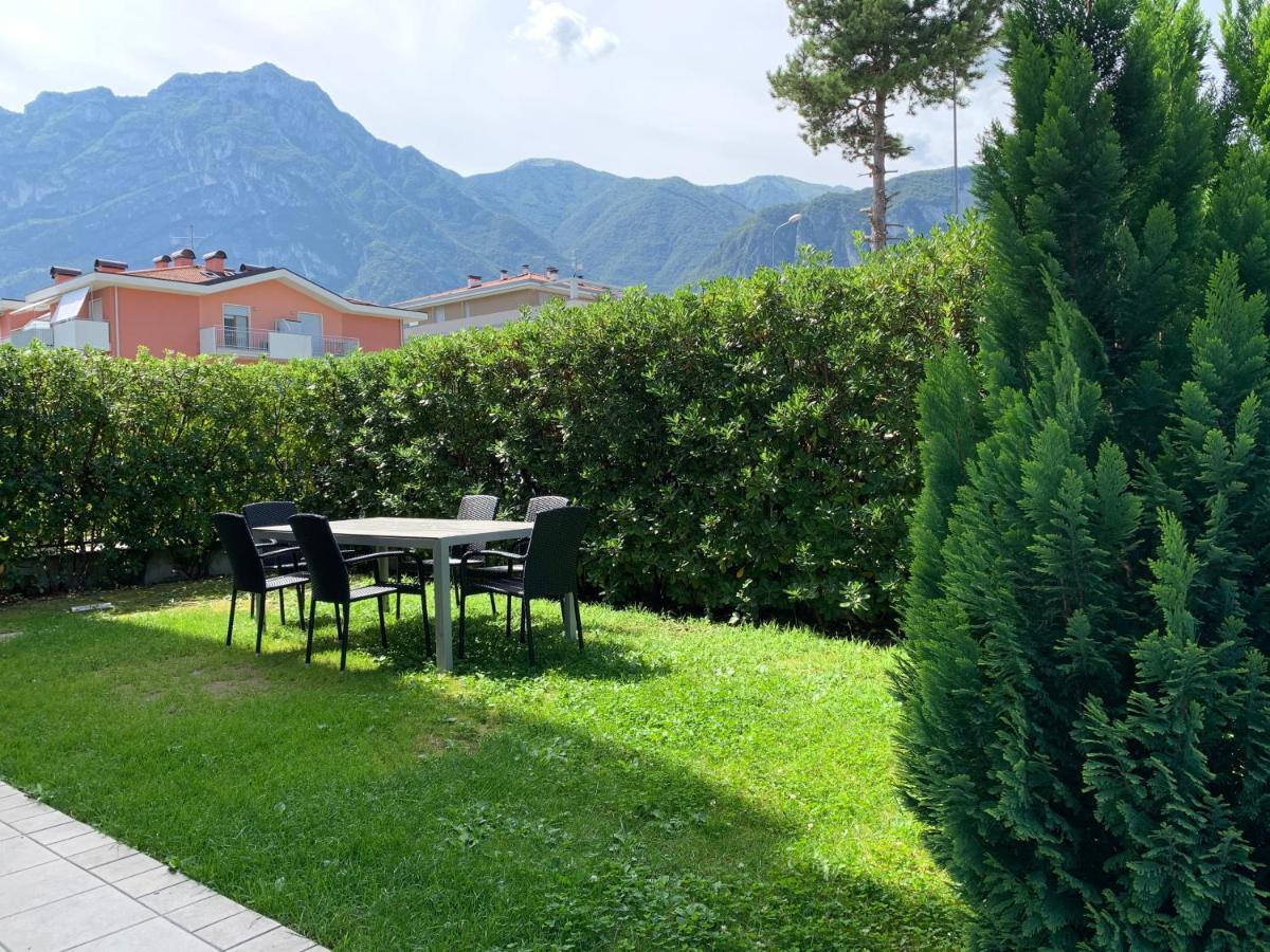 Appartamento Ivonn Con Giardino ريفا ديل غاردا المظهر الخارجي الصورة